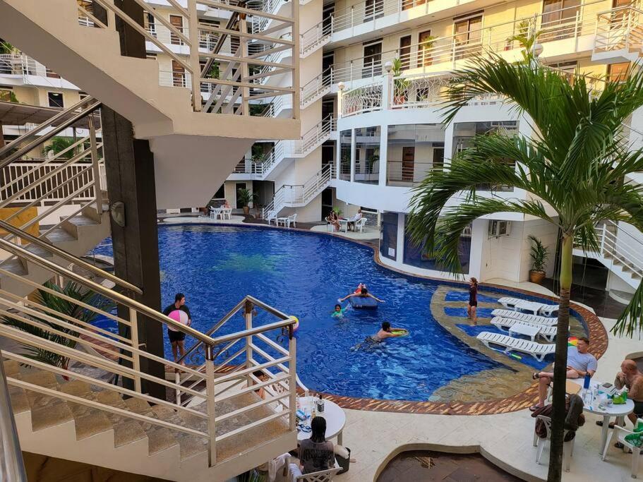 Kandi Resort-Type Spacious 1 Bedroom With Netflix And Free Housekeeping Angeles Zewnętrze zdjęcie